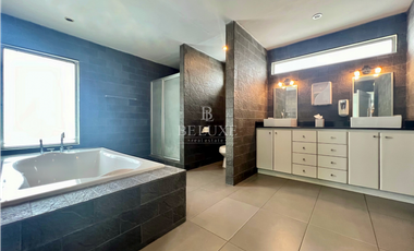 VENTA CASA DUPLEX , OBARRIO (4)