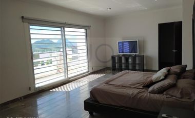 Casa Amueblada en Interlomas