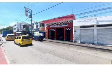 Se Vende Bodega - Local en la Avenida del Libertador, Santa Marta