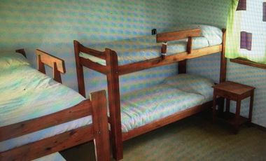 LATORRE PROP. VENDE HERMOSA CABAÑA EN CAMET NORTE -