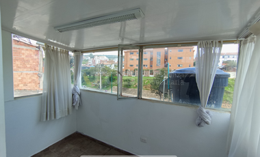 casa en venta en nieves - lanceros. Cod V5617