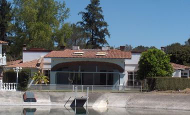CASA CON ACCESO DIRECTO AL LAGO DE SAN GIL