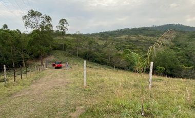 SE VENDE LOTE DAPA 5000 MTS2. Cod V22701