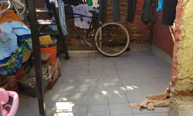PH EN PLANTA ALTA O DEPTO TIPO CASA 5 AMB. PROXIMA A AV. MARQUEZ