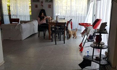 PH EN PLANTA ALTA O DEPTO TIPO CASA 5 AMB. PROXIMA A AV. MARQUEZ