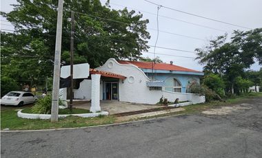 Venta de local comercial y lote en Veracruz