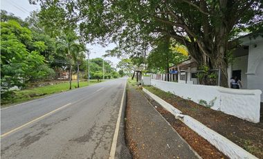 Venta de local comercial y lote en Veracruz