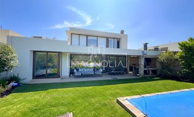 GRAN OPORTUNIDAD CASA EN VENTA 6D, CERCANA A COLEGIOS