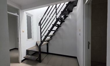 Dijual Rumah 2 Lantai Siap Huni Di Taman Kopo Indah 5  Bandung