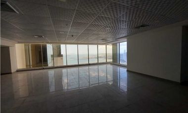 ALQUILER  OFICINA EN AVENIDA BALBOA  TORRE BICSA