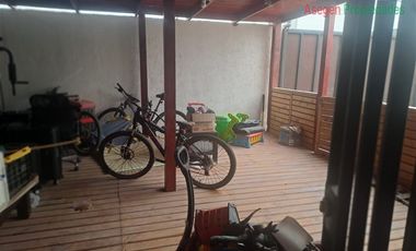 Casa en venta de 2 dorm. en Caldera