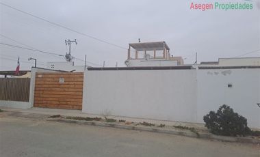 Casa en venta de 2 dorm. en Caldera