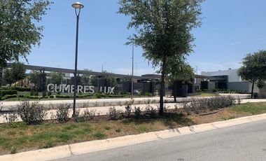 Casa-Quinta Venta CUMBRES LUX c Alberca y Palapa y Lujosas Amenidades en Colonia
