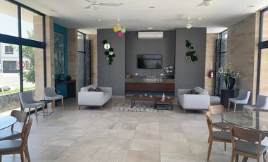 Casa-Quinta Venta CUMBRES LUX c Alberca y Palapa y Lujosas Amenidades en Colonia