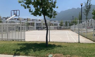 Casa-Quinta Venta CUMBRES LUX c Alberca y Palapa y Lujosas Amenidades en Colonia