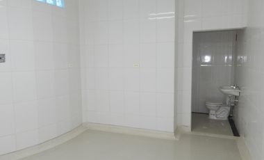 edificio en venta en los robles. Cod V85325