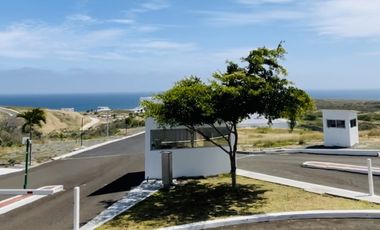 TERRENO VISTA AL MAR EN URB PLAYA ALTA