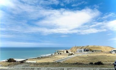 TERRENO VISTA AL MAR EN URB PLAYA ALTA