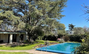 Quinta 4 Ambientes En Venta  - Francisco Alvarez, Moreno