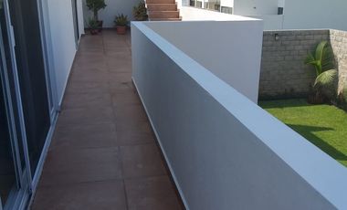 Casa en VENTA con recamara en planta baja fraccionamiento PLAYAS DEL CONCHAL