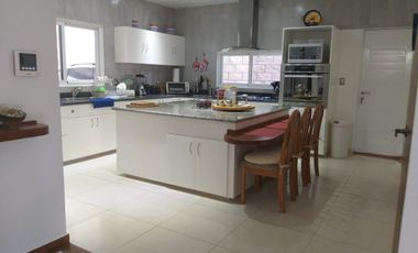 Casa en VENTA con recamara en planta baja fraccionamiento PLAYAS DEL CONCHAL