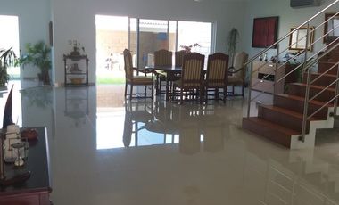 Casa en VENTA con recamara en planta baja fraccionamiento PLAYAS DEL CONCHAL