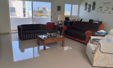 Casa en VENTA con recamara en planta baja fraccionamiento PLAYAS DEL CONCHAL