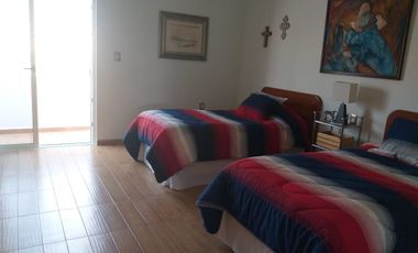 Casa en VENTA con recamara en planta baja fraccionamiento PLAYAS DEL CONCHAL