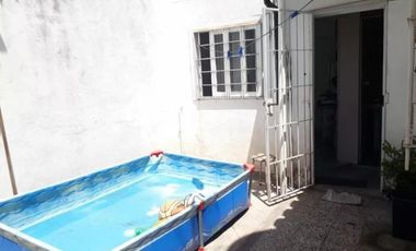 NUEVO PRECIO -  CHALET COLONIAL DE 5 AMBIENTES EN VENTA - MORON CENTRO