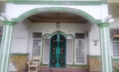 Rumah Siap Huni DIJUAL BU lokasi di Jalan Imam Munandar: Furnish