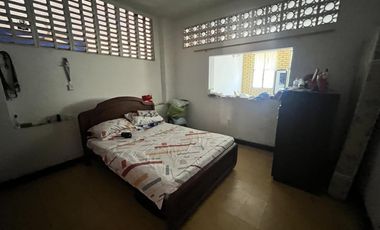 casa-local en venta en quinta oriental. Cod V4816