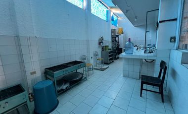 casa-local en venta en quinta oriental. Cod V4816