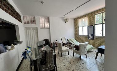 casa-local en venta en quinta oriental. Cod V4816