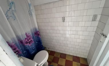 casa-local en venta en quinta oriental. Cod V4816