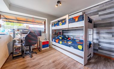 Venta hermosa casa con gran quincho y piscina María Lucia