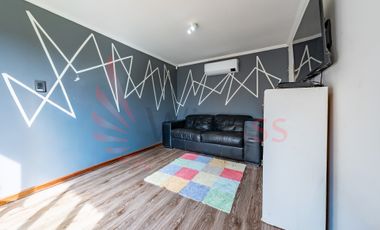 Venta hermosa casa con gran quincho y piscina María Lucia