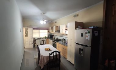 Casa en venta en Moron Sur