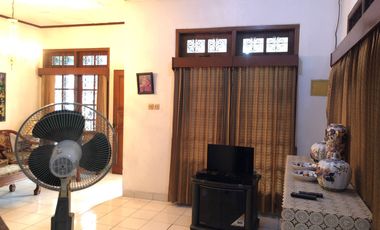 Rumah Termurah Samping Taman di Tebet Timur Jakarta Selatan