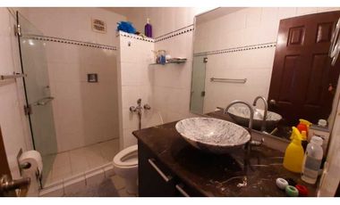 SE ALQUILA APARTAMENTO CON L/B PH TORRE COSMOS EN OBARRIO 3 REC