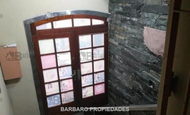 BARBARO ALQUILA OFICINA EN SAN MARIN CENTRO