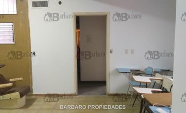BARBARO ALQUILA OFICINA EN SAN MARIN CENTRO