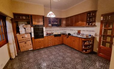 Casa en venta en Quilmes Sur