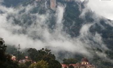 VENTA DE CASA CON ESPECTACULAR VISTA A LAS MONTAÑAS - MINERAL DEL CHICO