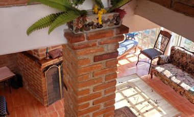 VENTA DE CASA CON ESPECTACULAR VISTA A LAS MONTAÑAS - MINERAL DEL CHICO