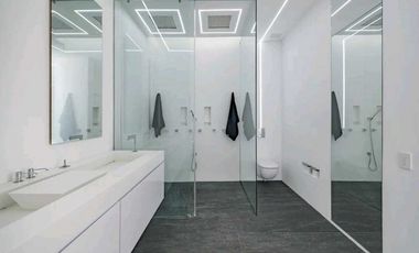 VENTA LUJOSA CASA EN EL POBLADO CON PISCINA. LAS PALMAS. Pedido US 3M