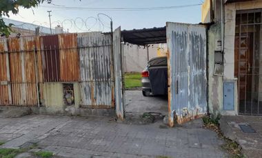 Casa PH en venta en Villa Dominico