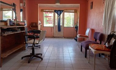 Casa con locales a la venta/ Barrio Estacion Camet/ Ruta 2