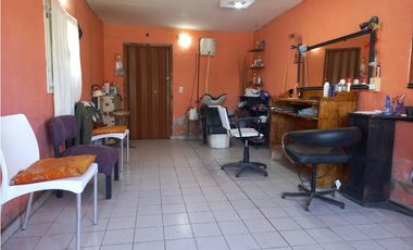 Casa con locales a la venta/ Barrio Estacion Camet/ Ruta 2