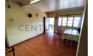 VENTA DE COMODA CASA CERCANA AL METRO VIVACETA