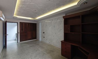 casa en venta en quinta oriental. Cod V13580